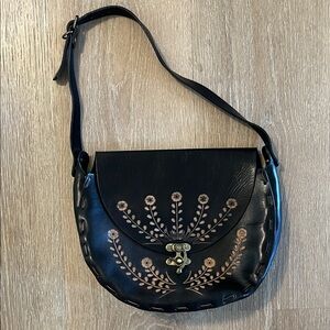 Leather paradox purse
